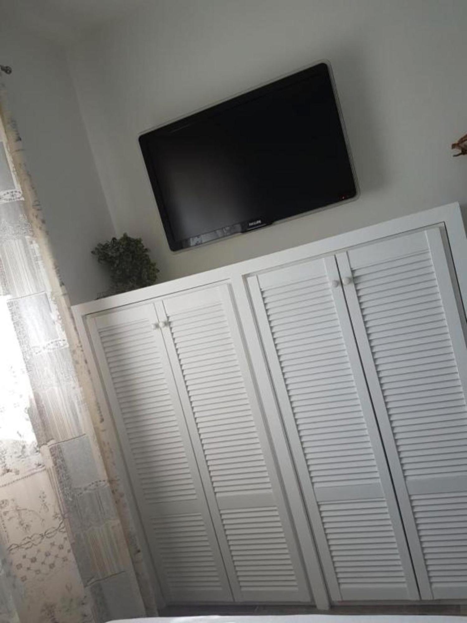 Bed And Breakfast Bagno Venezia Marina Di Carrara Bagian luar foto